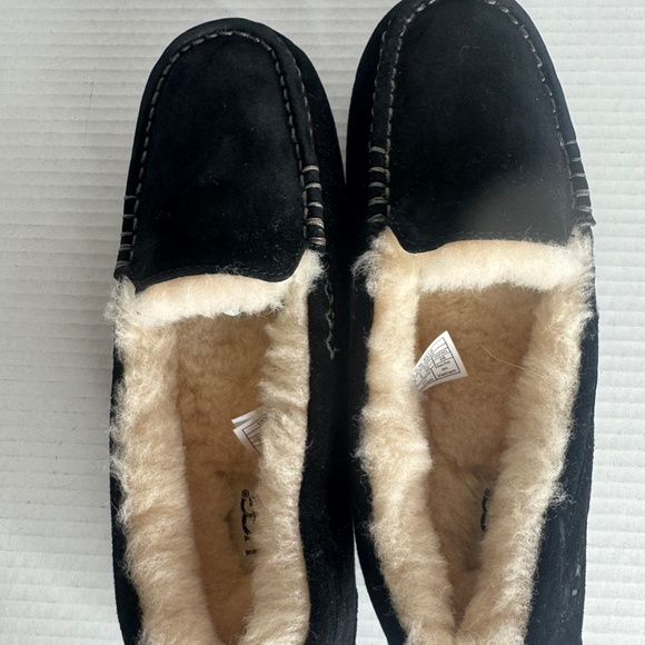 UGG Women's Ansley Moccasin Slippers - Picture 5 of 7
